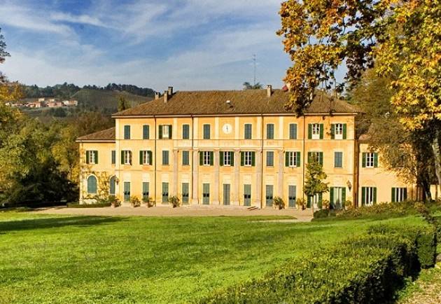 Calyx  DOMENICA 13 SETTEMBRE 2020 CHAMPAGNE E CHATEAU IN OLTREPO PAVESE