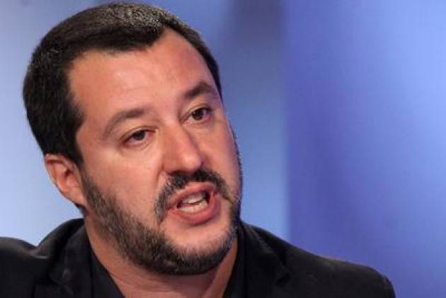 In Onda, Telese e Parenzo duellano con Salvini. Lui sbotta sui social: ''Quanta pazienza''
