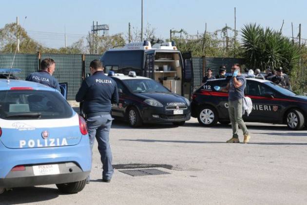 Siracusa: bimbo di 21 mesi muore in ospedale, lividi sul corpo. Arrestati la madre e il compagno