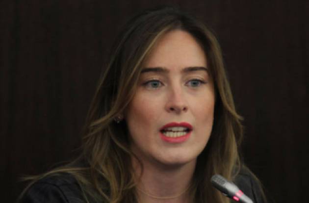 Banca Etruria, archiviata l'accusa di bancarotta semplice per papà Boschi. La deputata IV: ''Verità più forte del fango''