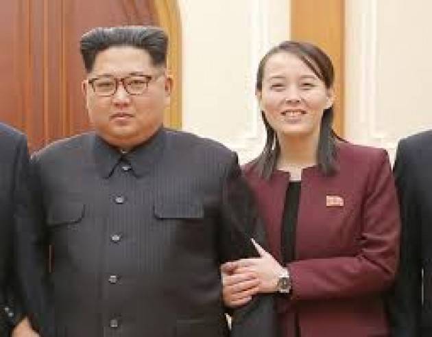 Corea del Nord: ''Kim Jong-Un in coma'', potere alla sorella?