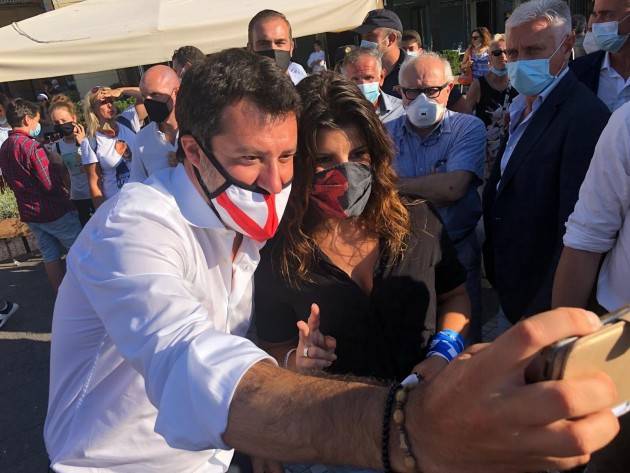 Salvini: ''Con tutti i problemi dell’Italia Conte si preoccupa solo dell'inciucio Pd-M5S''. Musumeci? ''Uomo libero''