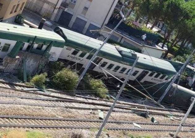 TRENO DERAGLIATO A CARNATE, BALOTTA (EUROPA VERDE): CONVOGLIO VECCHIO