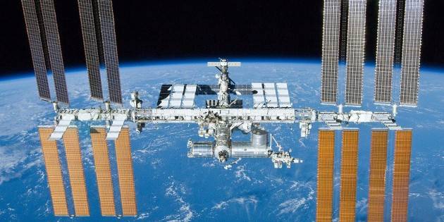 La Stazione Spaziale Internazionale perde aria, ma tutto è sotto controllo