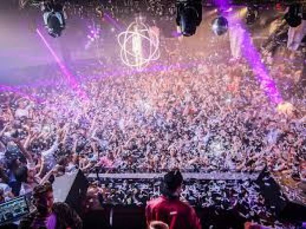 Discoteche e covid 19: il parere dell’esperto