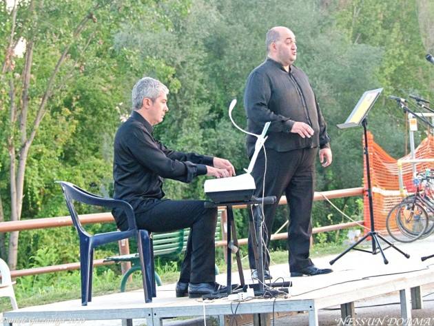 Il VIDEO di 'Nessun dorma' Musica e parole alle prime luci dell’alba di Gerre de' Caprioli -CREMONA- 