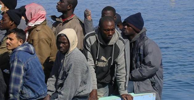 Migranti: Massafra (Cgil), Musumeci scarica su incolpevoli incapacità risolvere problemi