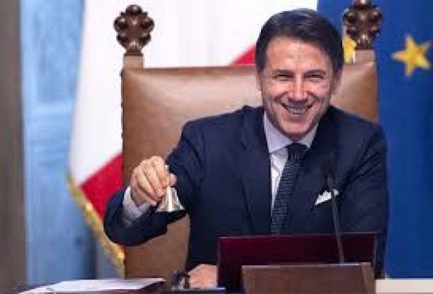 Conte: ''Riapertura delle scuole in sicurezza è la nostra priorità''