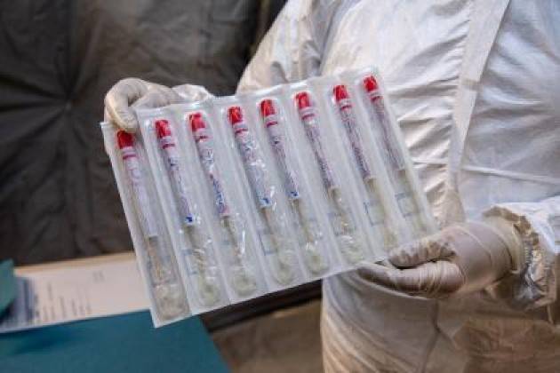 LombNews L'emergenza Covid-19 in Italia Coronavirus: 1326 nuovi casi nelle ultime 24 ore.