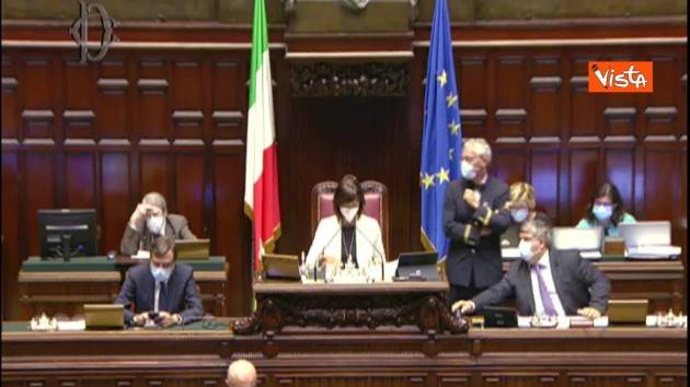 La Camera vota sì alla fiducia: 276 voti a favore e 194 contrari
