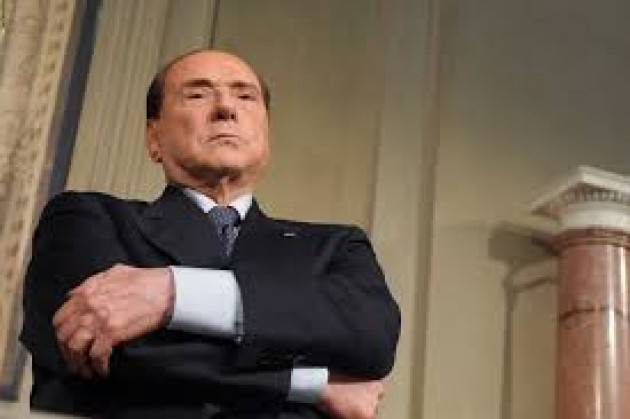 Berlusconi ha carica virale alta, è in cura con Remdesivir