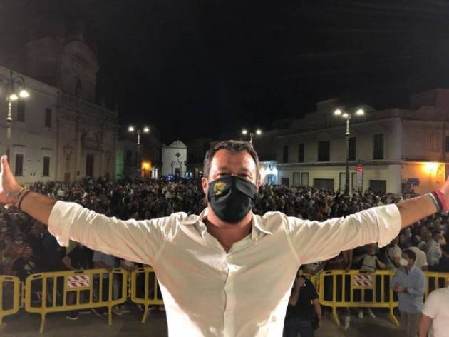 Sabato e domenica in piazza per le dimissioni di Azzolina