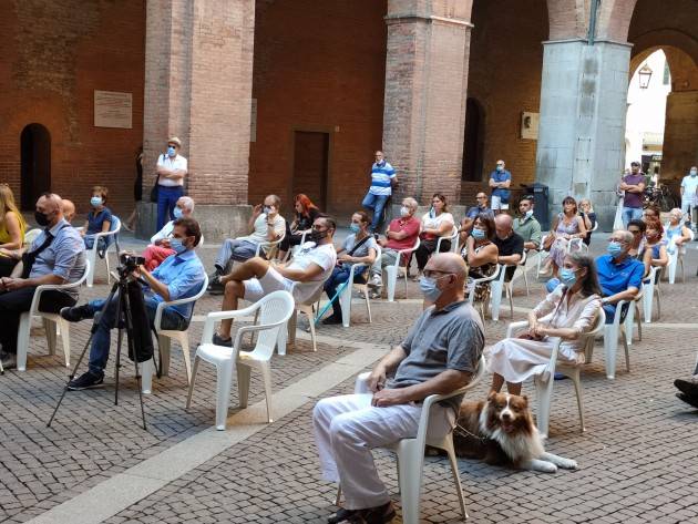 Referendum Taglio Parlamentari Cremona Confronto fra Toninelli (M5S) per il SI  e Bodini (Art.uno)  per il NO (Video G.C.Storti)