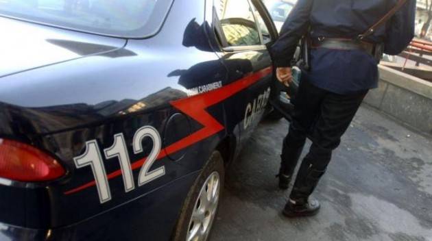 Inseguita e speronata in scooter dal fratello perché lesbica: morta 22enne