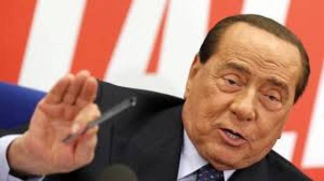 Silvio Berlusconi dimesso dal San Raffaele: ''La prova più pericolosa della mia vita''