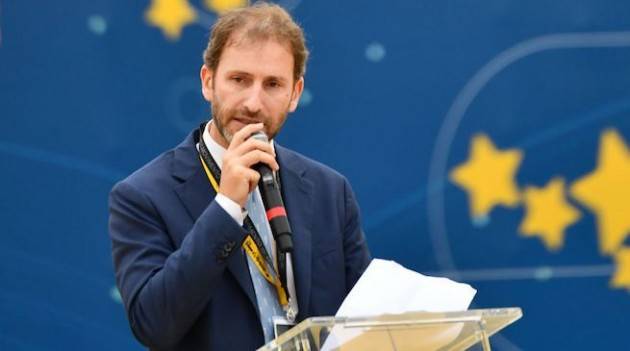 Casaleggio: ''Troppi parlamentari M5S morosi''
