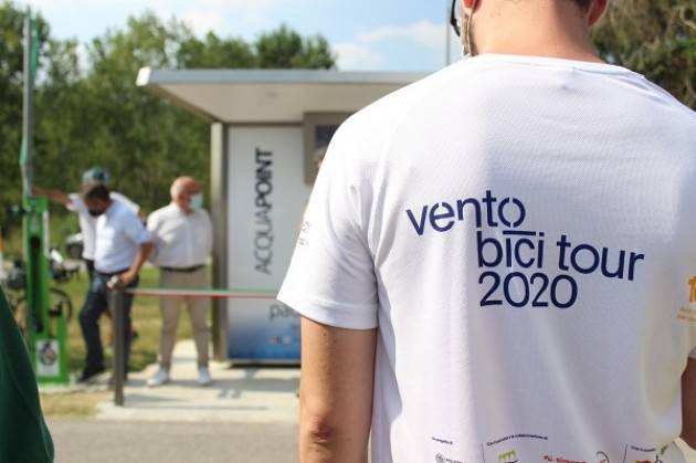Gerre de’ Caprioli, Padania Acque : inaugurata , la prima casa acqua sulla ciclovia VENTO