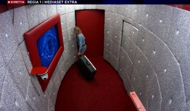 Flavia Vento lascia la casa del Grande Fratello Vip 5