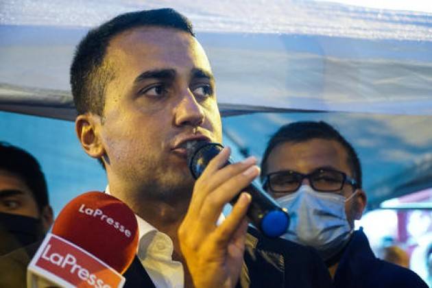 Referendum, Di Maio: ''Berlusconi vota No? Una ragione in più per votare Sì''