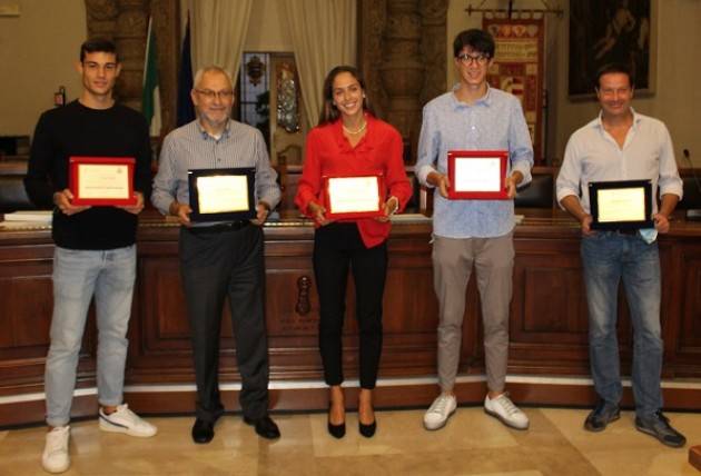 Omaggio in Comune ad atleti e tecnici della Cremona Sportiva-Atletica Arvedi