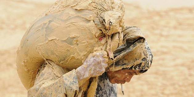 Cremona Pianeta Migranti. Le nostre auto elettriche hanno bisogno del lavoro minorile.