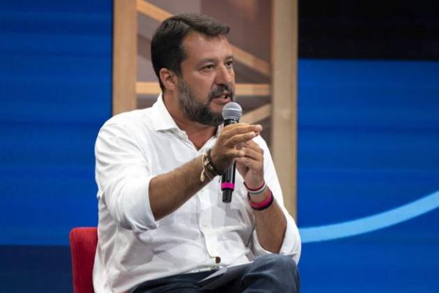 Lega, Salvini: ''Ci sarà una segreteria politica. Più delego e più sono contento''