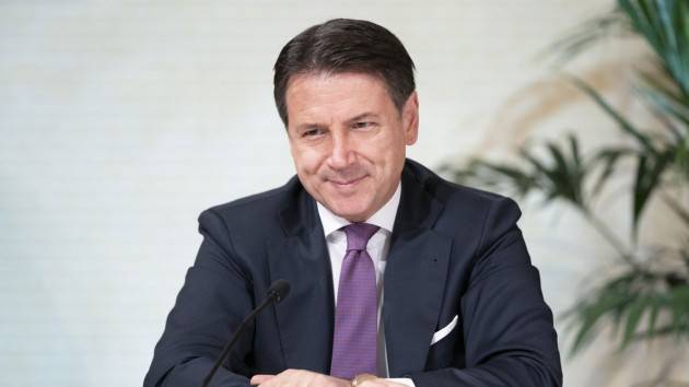 Reddito di cittadinanza, Conte preme per rivedere la misura: presto una banca dati nazionale