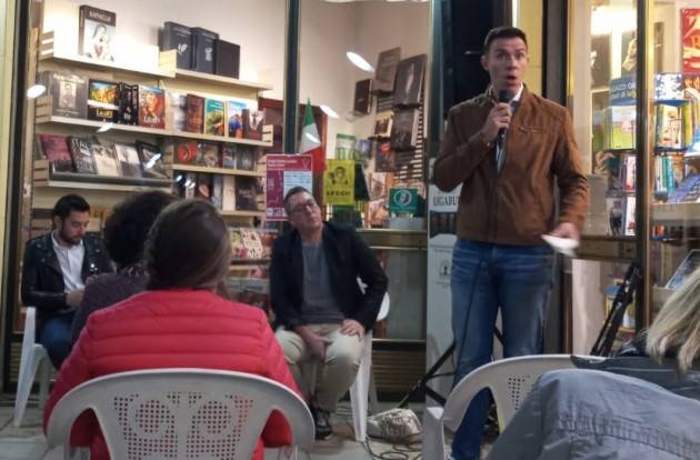 Casalmaggiore Si  svolta con successo la presentazione del libro ‘Caccia all’omo’ di Simone Alliva organizzata da Arcigay