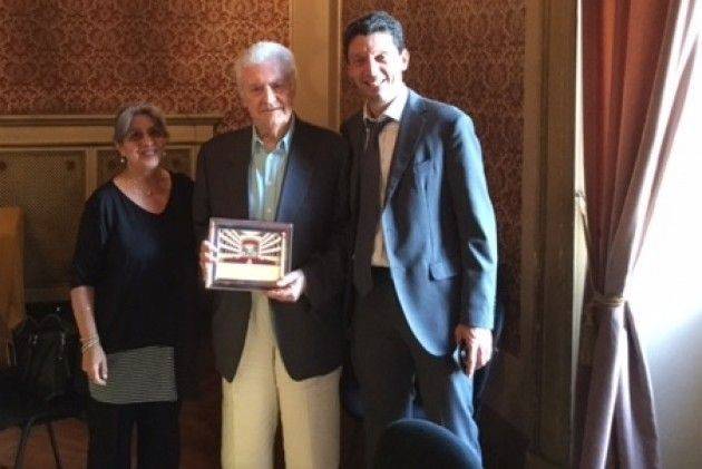 E' morto dopo una lunga malattia l'ex sindaco di Cremona, Renzo Zaffanella.