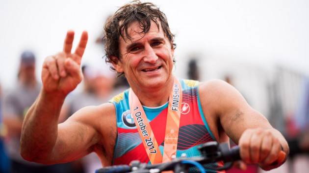 Zanardi, i periti: ''Ha perso il controllo dell’handbike a 50 km/h''