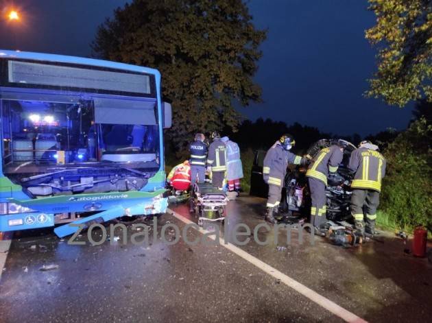 CREMA- SCHIANTO PULLMAN AUTO A PIANENGO