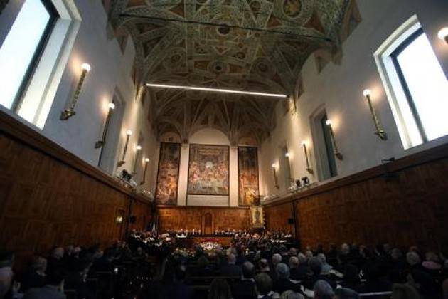 La Cattolica sospende le lezioni in presenza a Milano e Brescia