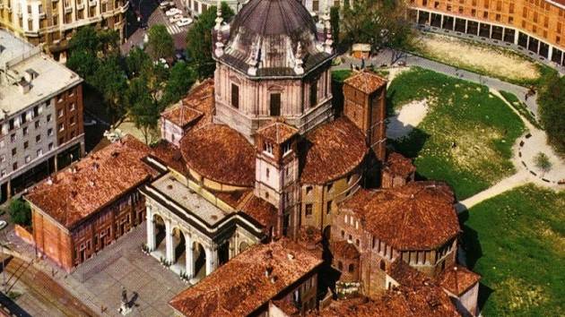 HALLOWEEN - PASSEGGIATA DA PAURA.. PER MILANO