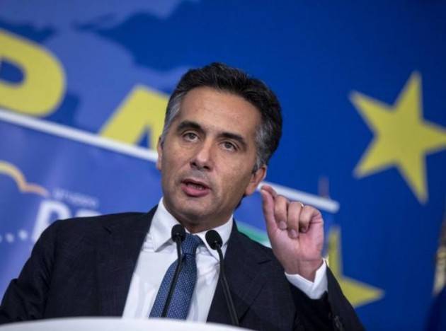 Cosa combina Massimiliano Salini con polacchi e bulgari? | A.Poggio Legambiente