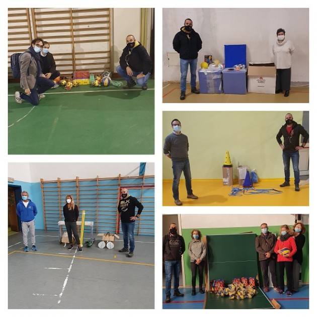 Cremona Consegnate nuove attrezzature sportive alle scuole comunali e primarie statali