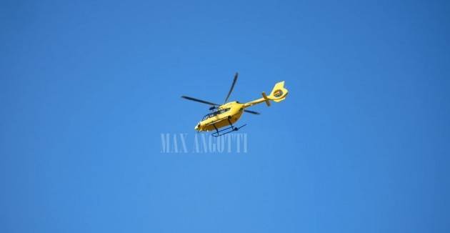 CREMA - SCHIANTO TRA FURGONE E CAMION: DUE FERITI - FOTO E VIDEO-