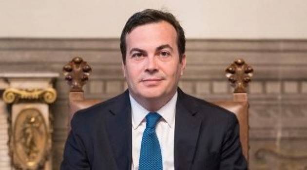 IL MINISTRO AMENDOLA AD ''AVVENIRE'': UN PIANO ANTI-POVERTÀ CON I FONDI UE