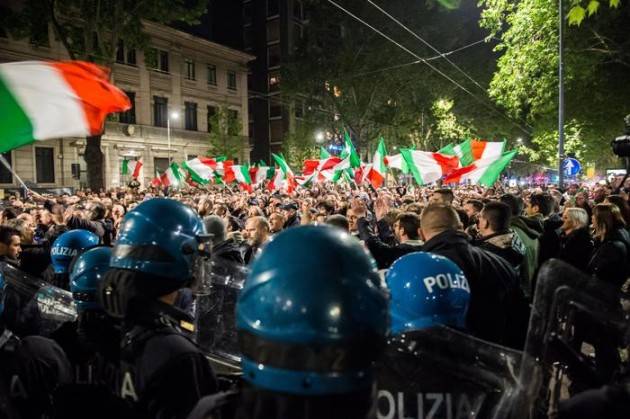 Saluti romani corteo Ramelli, gup ''diffondono idee fasciste''