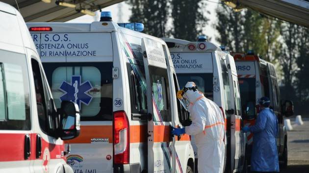 Ospedali quasi al collasso, no a messaggi che sminuiscono la situazione