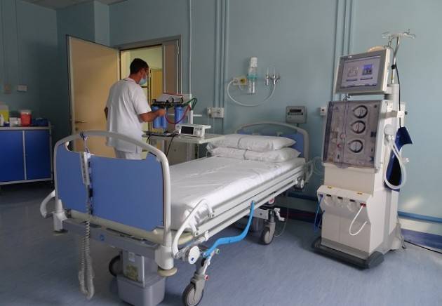 ASST CREMONA – NEFROLOGIA CONCLUSI I LAVORI PER LA STANZA DEDICATA AI PAZIENTI COVID