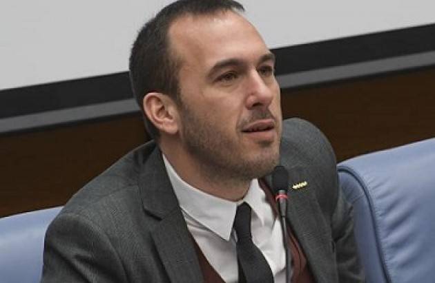 IL SOTTOSEGRETARIO DI STEFANO ALL'EIMA DIGITAL PREVIEW: LA MECCANICA AGRICOLA ITALIANA AVANGUARDIA TECNOLOGICA