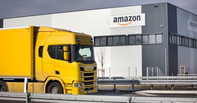 TIR AMAZON DERUBATO DAGLI STESSI AUTISTI