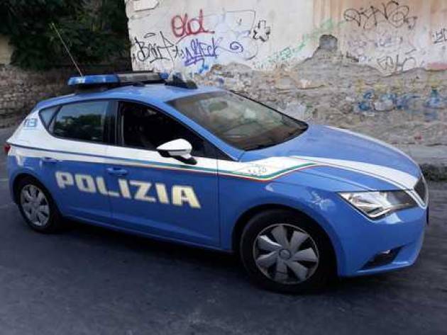 Pestato e rapinato in parco a Milano, presi due minorenni