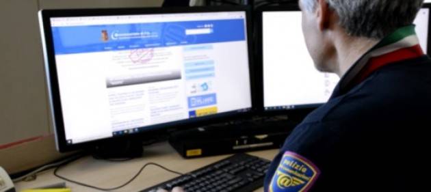 Falsa circolare in Rete a firma del ministro Azzolina, denunciato un uomo