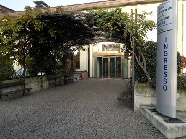 M5S Cremasco FONDAZIONE BENEFATTORI CREMASCHI: LA BONALDI LA SMETTA DI FARE PONZIO PILATO!