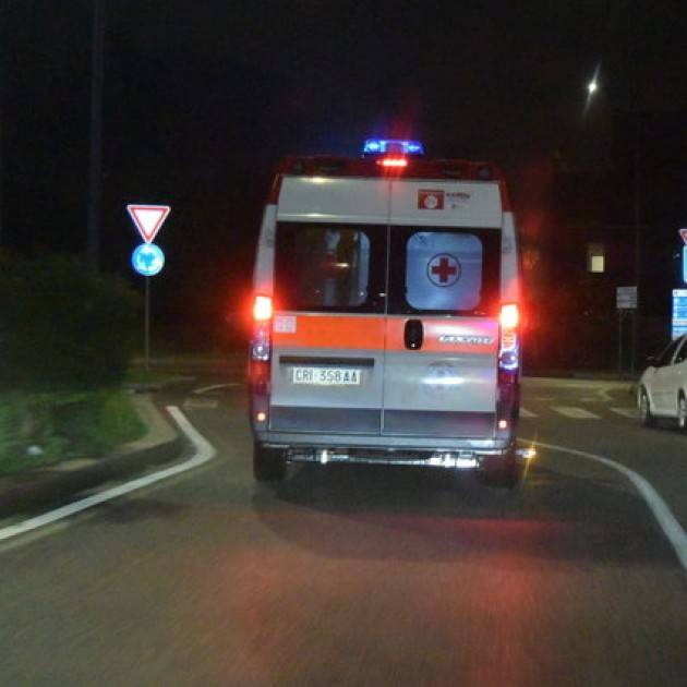 NEGAZIONISTI COVID: '' ORA PRENDIAMO DI MIRA LE AMBULANZE ''