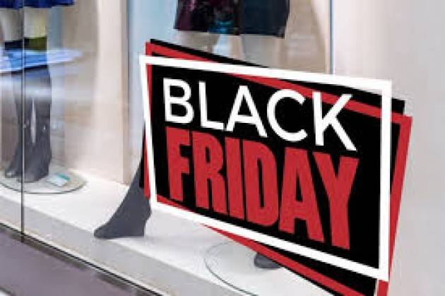 Black Friday, in Lombardia oltre 4 mila negozi online