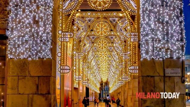Milano calo 20,3% consumi a Natale
