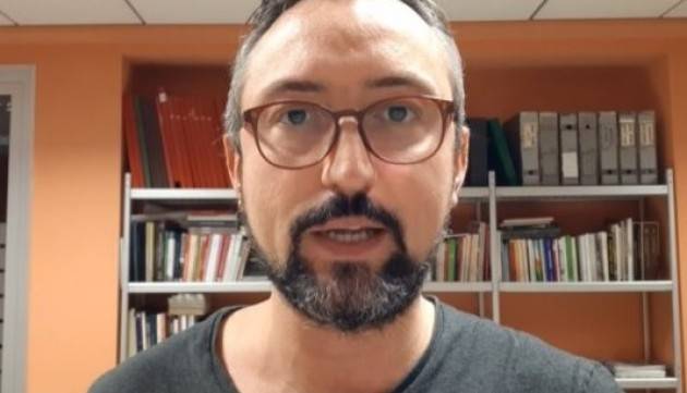 Matteo Piloni (PD) TRA PALCO E REALTÀ : rivedere rapporto con sanità privata, ritardi vaccini antinfluenzali (Video)