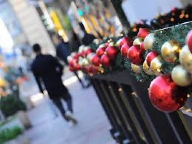 Spostamenti a Natale: Regioni e 25 senatori PD contro il divieto